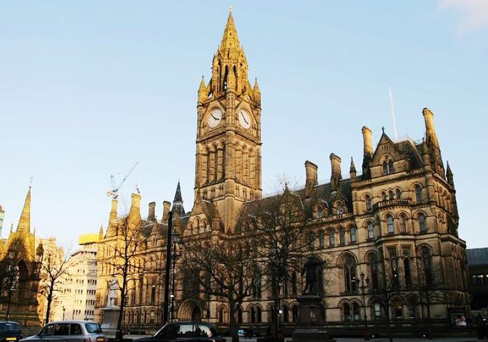 中超和欧冠联赛哪个好看（欧洲主流联赛的足球城有哪些？巴黎排不上号！）