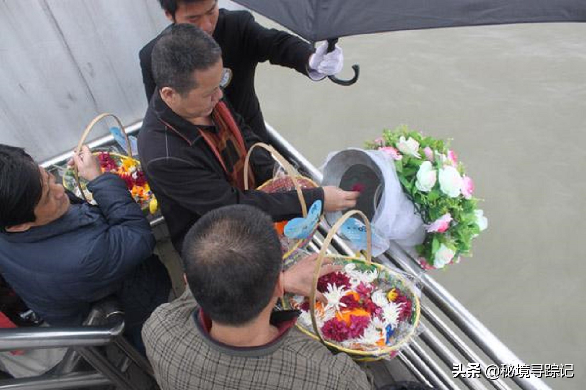 多地流行买房放骨灰！当商品房成阴宅，小区成墓地，你还敢住吗？