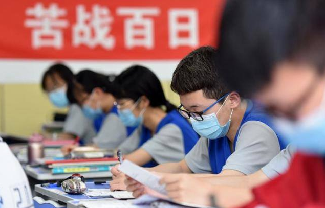 22年高考人数预估结果出炉：河南依旧高居榜首，东三省不升反降？