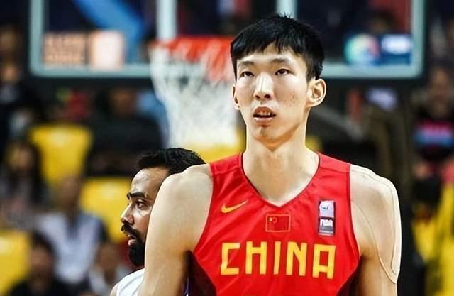 中国男篮现役5大中锋,周琦高居第一,王哲林次席,胡金秋上榜