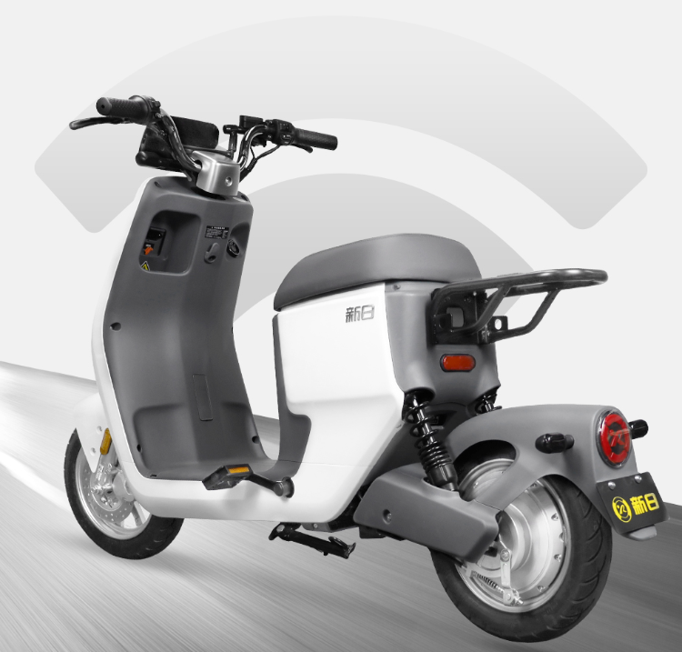 2款高颜值电动车来了，骑行不要驾照，续航达100公里，真的很好看