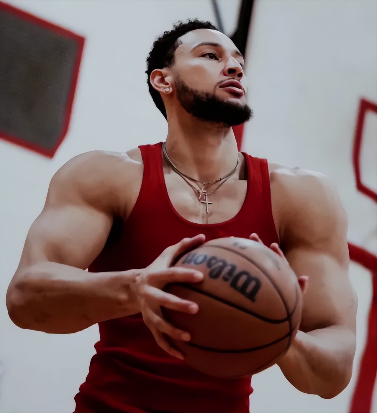 nba哪些球员胸肌最强（NBA现役控卫肌肉谁最夸张？西蒙斯似灭霸 威少胸肌如充气）