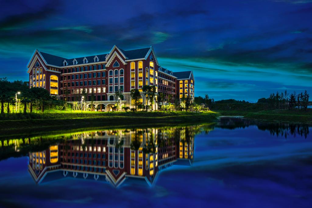 重庆工商派斯学院 派斯学院是什么档次的学校-春风号