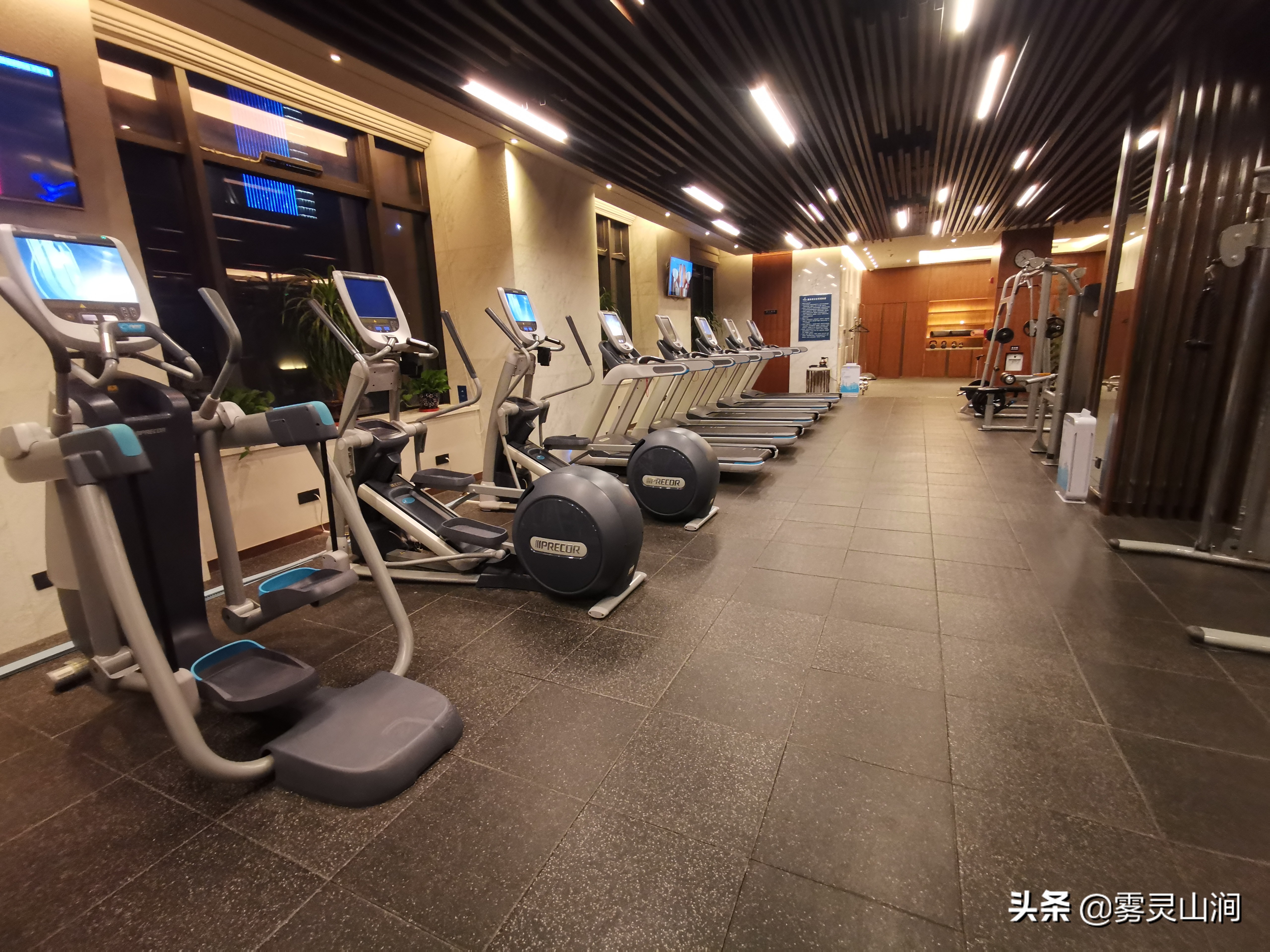 新疆乌鲁木齐市体验最好的五星级酒店—乌鲁木齐希尔顿酒店