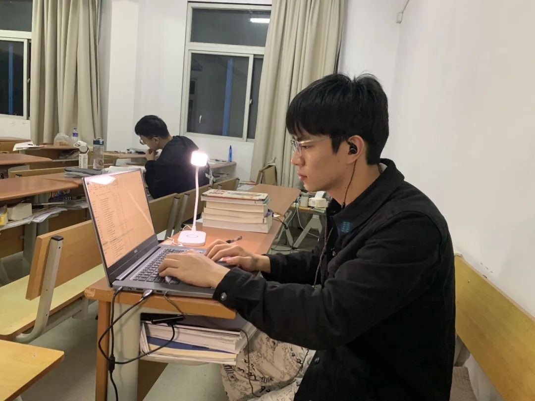 全部直博！全是名校！清北、人大都向江苏这个学霸团抛来“橄榄枝”！