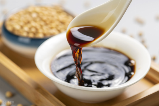 都是醬油，生抽、味極鮮、一品鮮區別挺大，弄懂了再買不吃虧