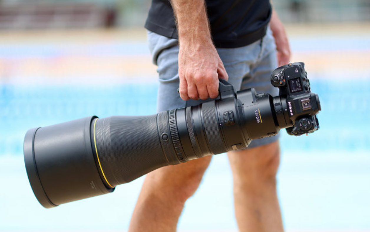尼康新款600mm长焦镜头来了:用来看世界杯)