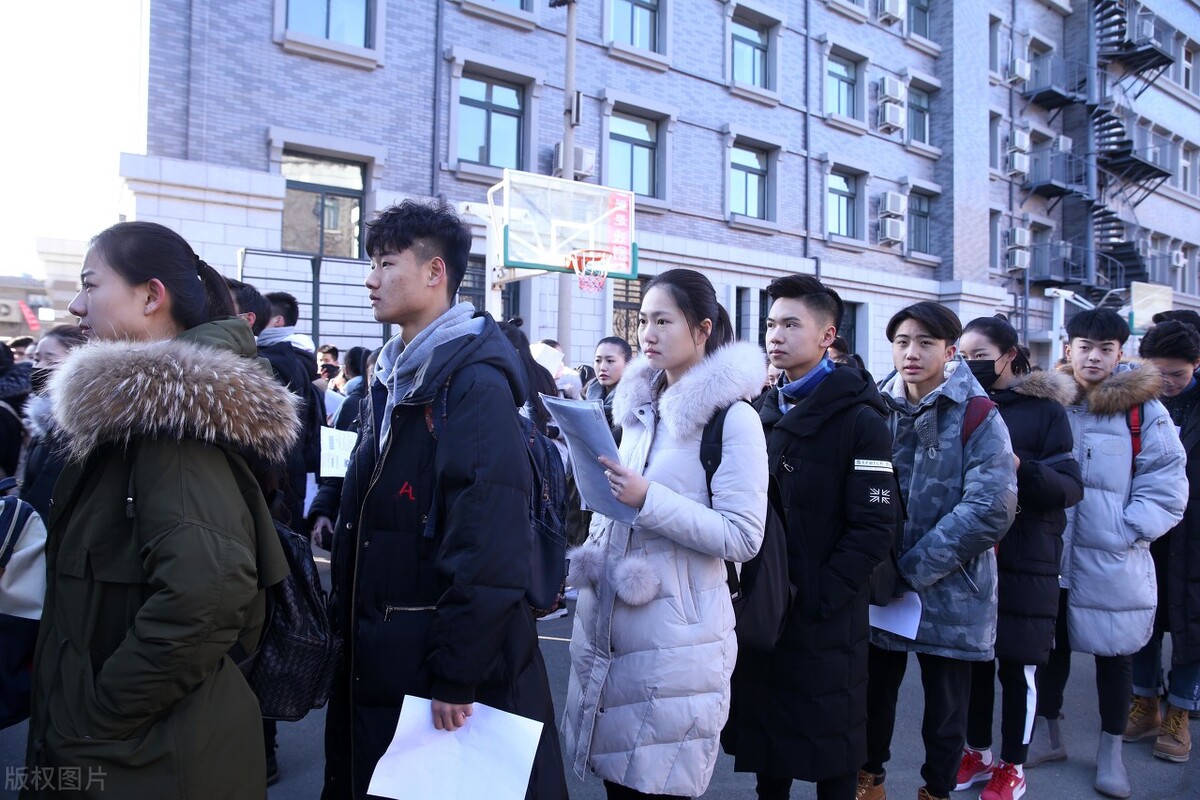 新增4个专业扩招19人，解读中央戏剧学院2022年本科招生艺考政策