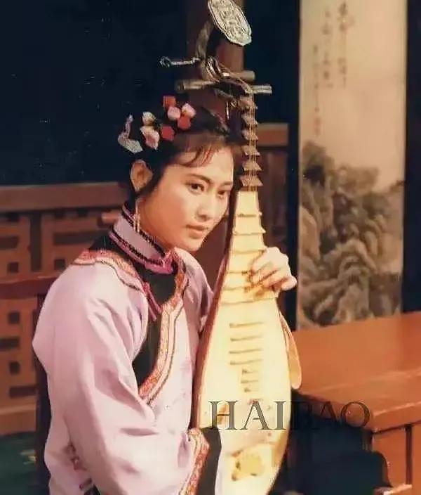 9位“妈妈专业户”：天生一张养尊处优脸，自带贵气，演不了穷人