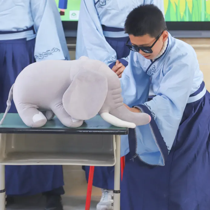 天府新区南湖小学丨英语戏剧助“双减”,课题引领促成长