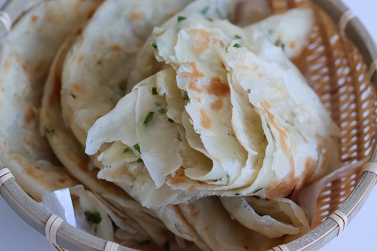 图片[19]-【葱花饼】做法步骤图  酥香层又多 凉了也不硬-起舞食谱网