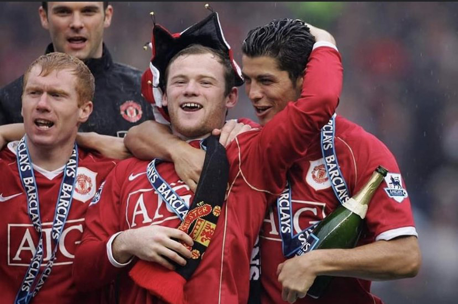 鲁尼虽然在球场外很多负面的花边新闻,但他的为人确实没话说,对事不对