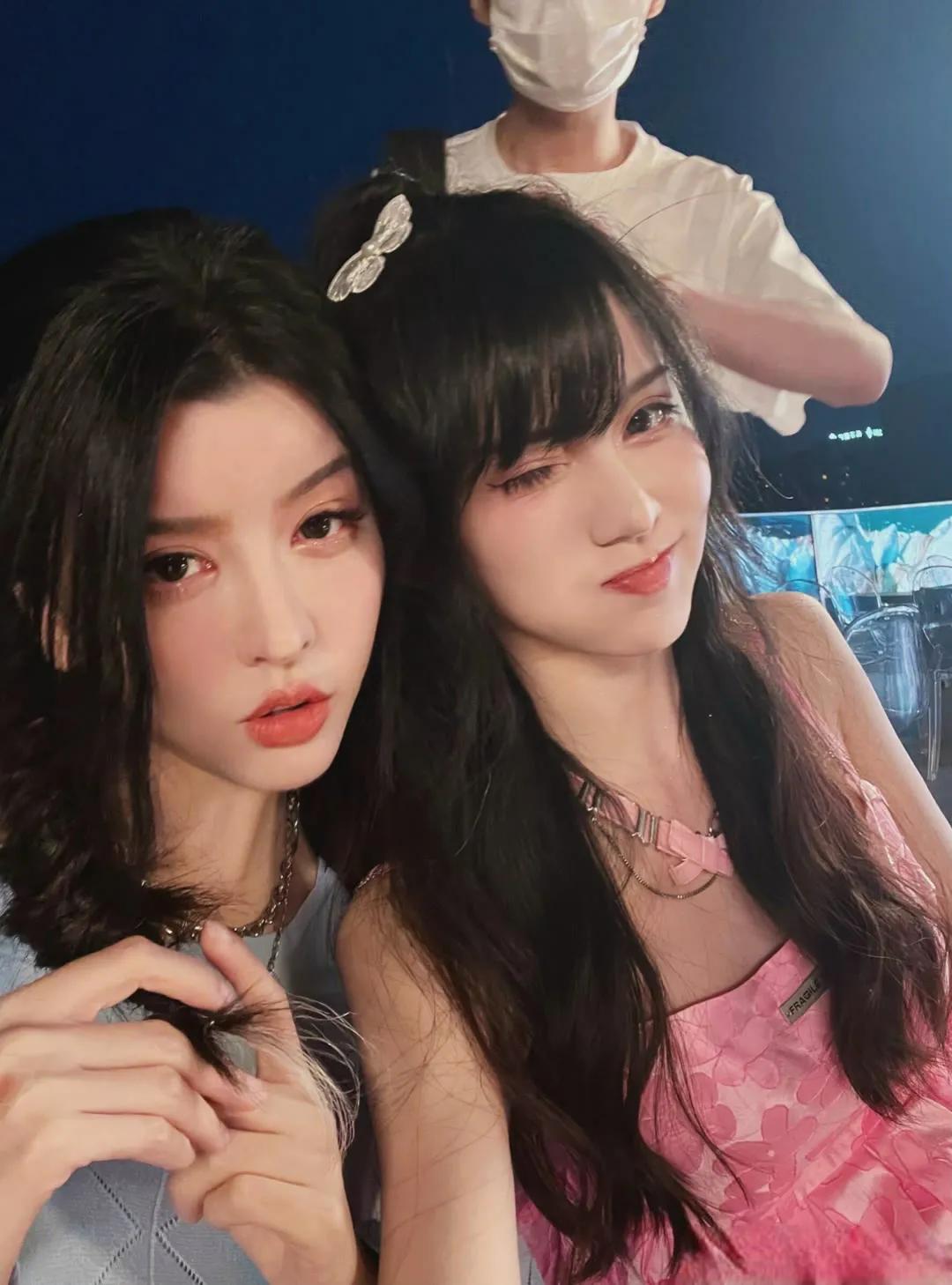 By2组合，人美歌甜，真的太漂亮了