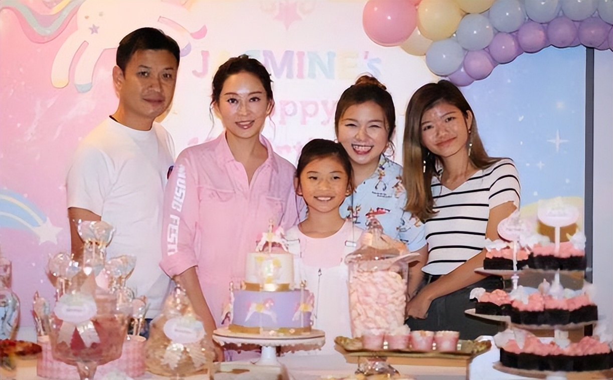 杨卓娜：生了孩子没名没分，还得照顾两个继女当后妈