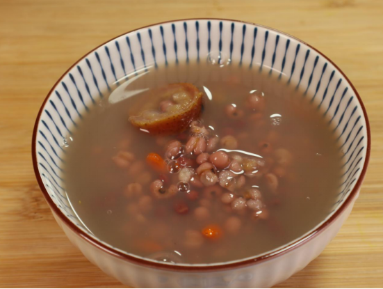 赤小豆薏米粥怎么做（教你煮赤小豆薏米粥的诀窍）