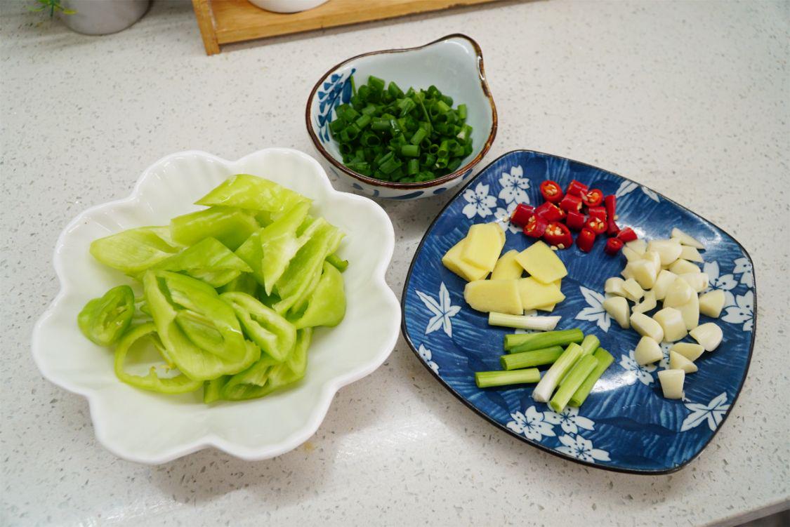 小暑將至，無論再忙，都要記得吃“消暑六寶”，遵循傳統應季而食