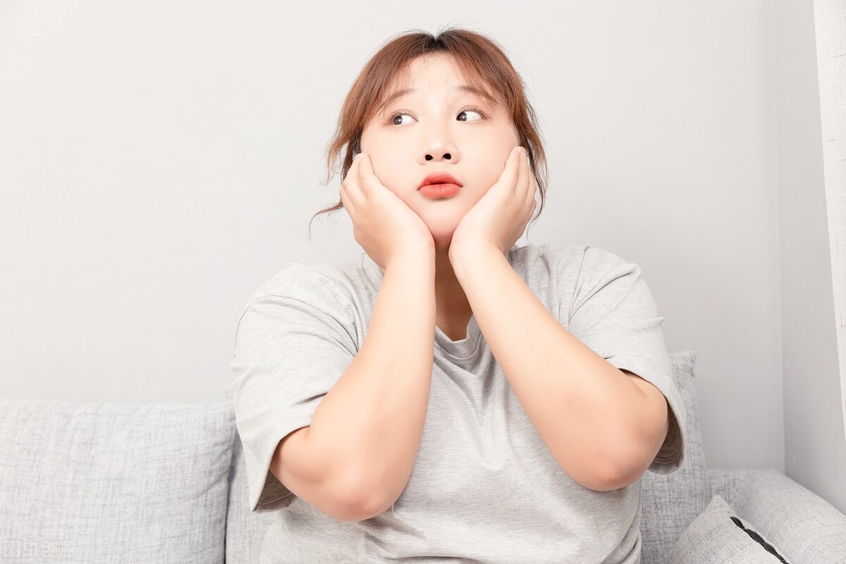 长期口服阿司匹林肠溶片和阿托伐他汀钙会怎样？有什么注意事项？