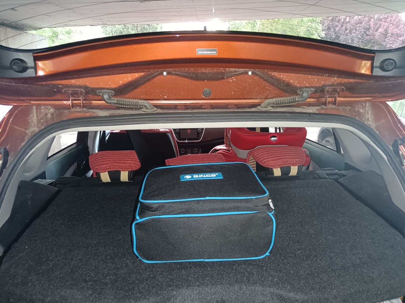 克服电动车续航焦虑的不一定要住在加电站