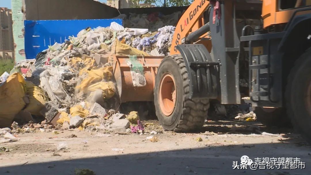 长春守望都市怎么看回放(异味垃圾堆半年没处理，楼上住户吃不消)