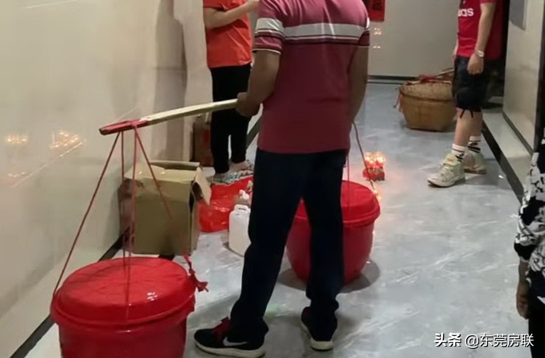新居入伙有什么讲究和准备的（新房入住有什么讲究或仪式）