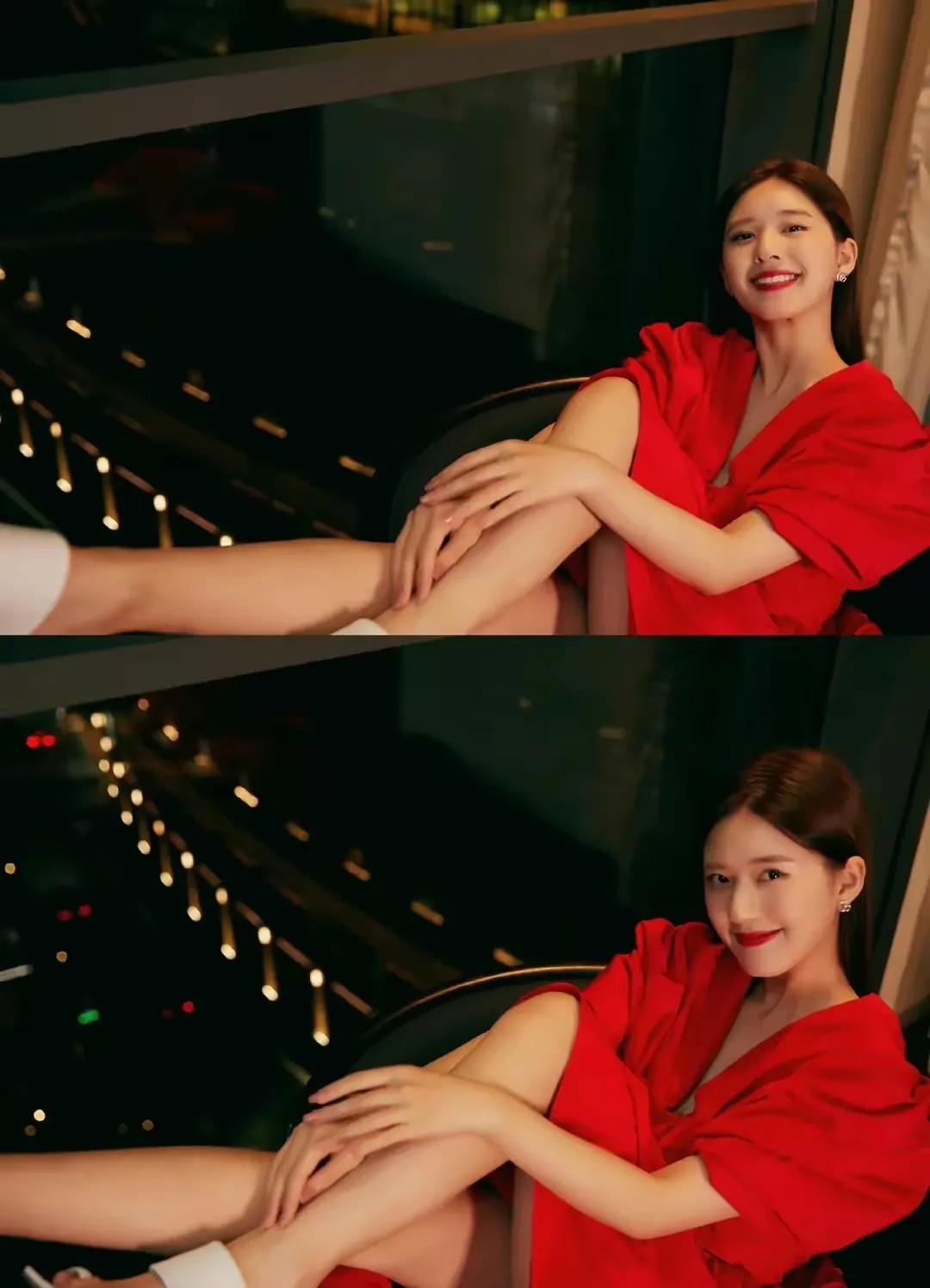 孙怡、赵丽颖红色礼服状态迥异，有没有爱情的滋润肉眼可见