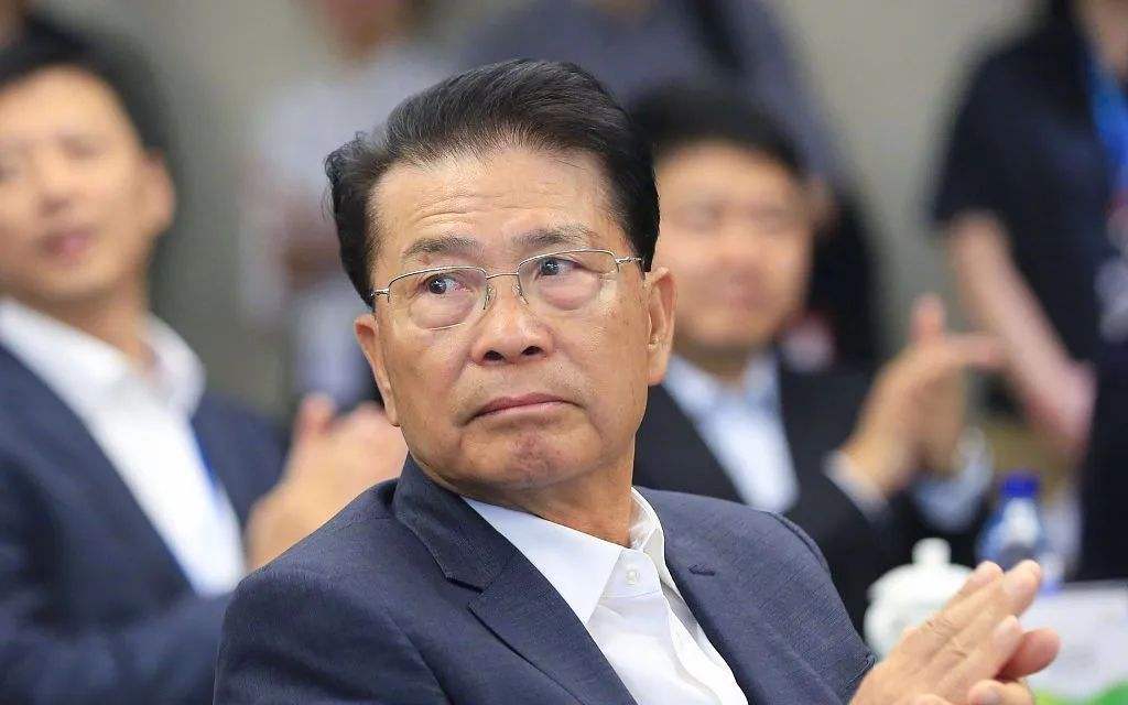 中国最有钱的10个人，女富豪日赚四千万，捐款60亿