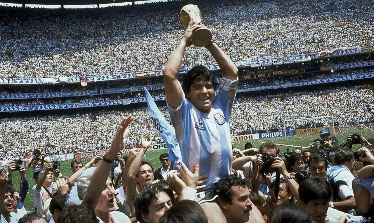 1994世界杯解說（閑話1994年世界杯，憂郁王子令人動容，馬拉多納遭遇黑幕）