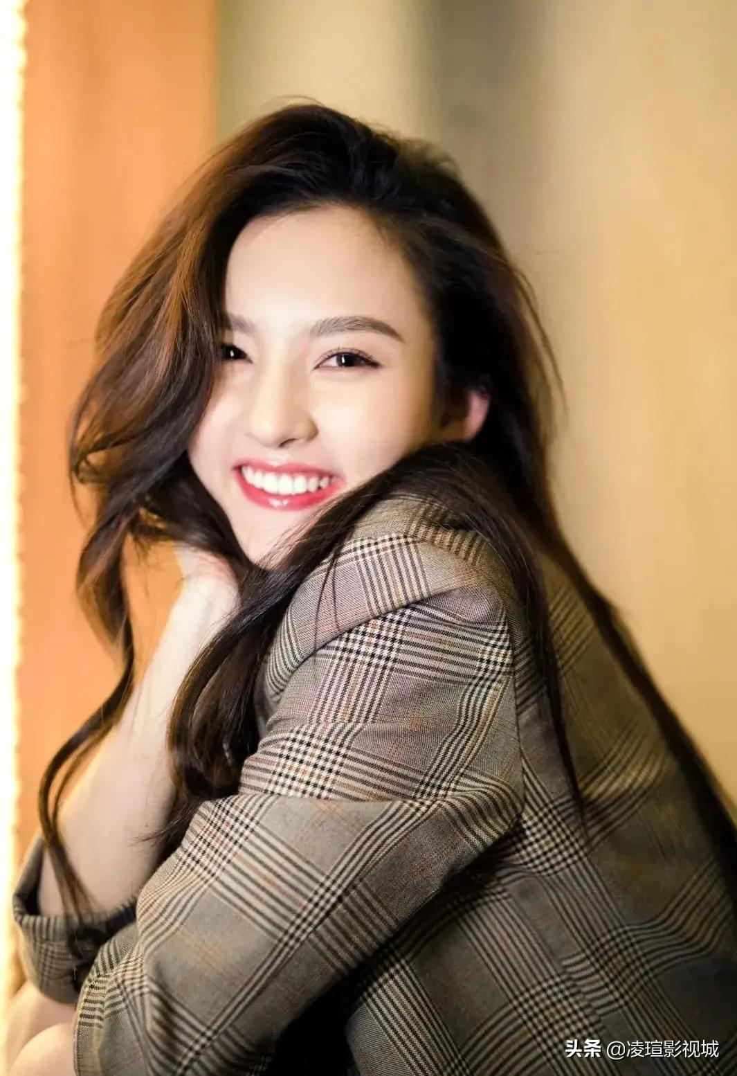 明星壁纸图片分享：宋祖儿（3）