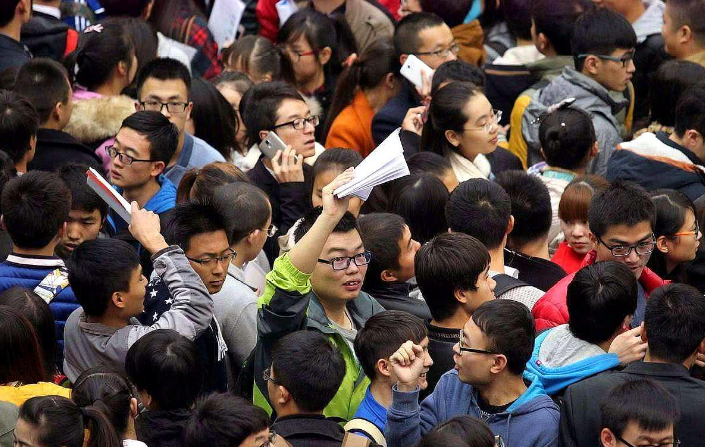 江苏对引进人才很大方，南京财经大学90万起，东南大学是50—60万