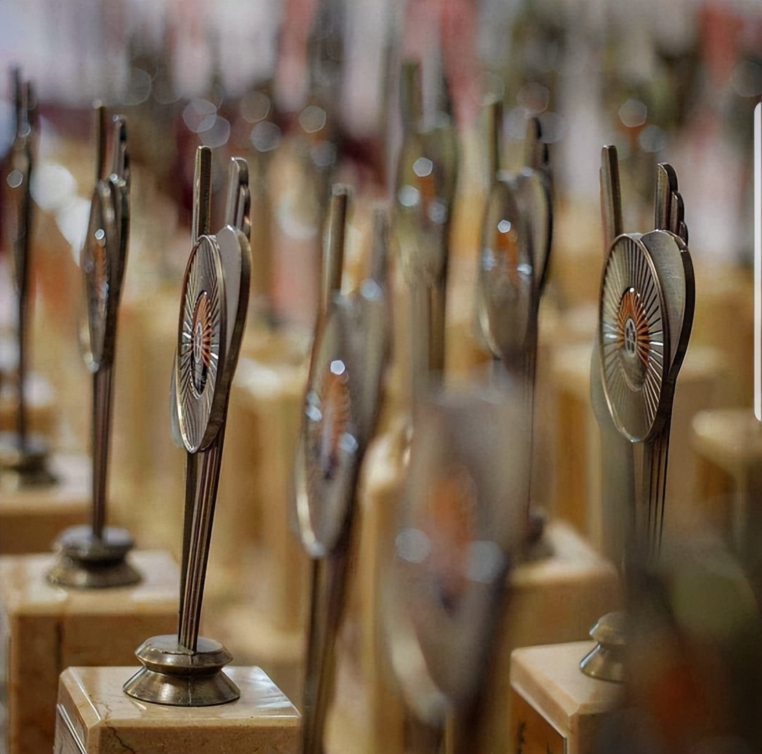 喜报丨石景山区文化企业发行电影《你最珍贵》入围2022巴黎世界电影节多个竞赛单元并获奖