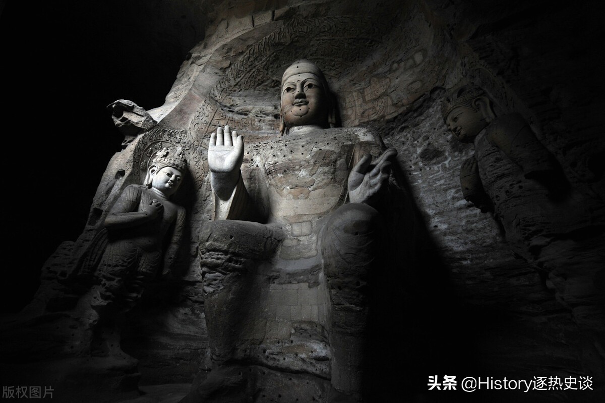 中国是从哪个朝代开始正式有村长的？