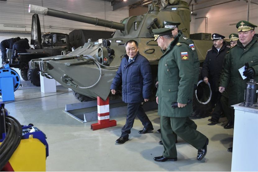 �Ʋ��������˷�ת���ڿ����������Ƕ���˹2��