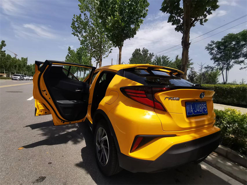 �Լݹ�������C-HR˫�� ���������㶫ʫ����