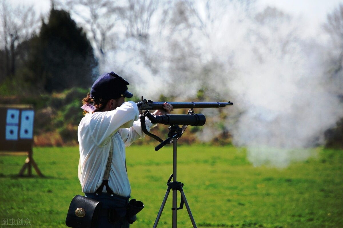 12岁孩子可以玩实弹射击吗(国内普通人合法真枪实弹射击有六种，普通大众能上手玩几种？)