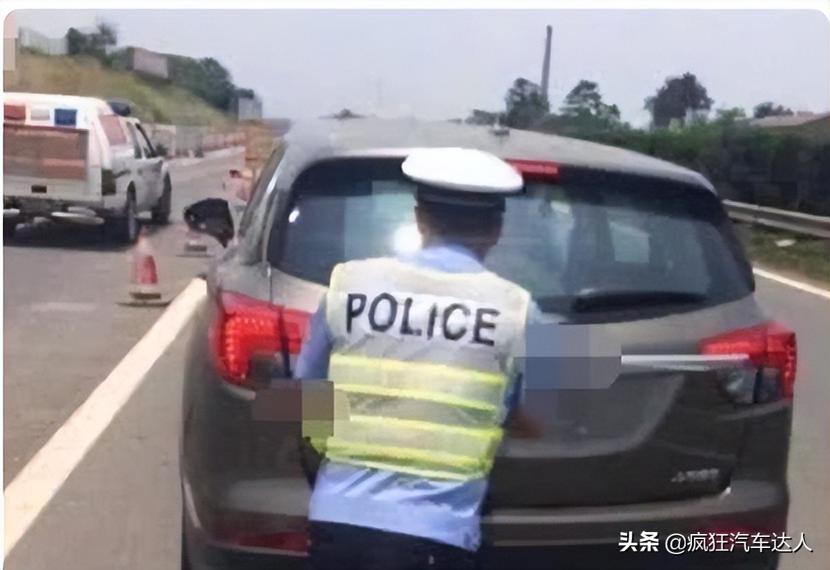 出差跑了趟高速，新能源车主吐槽：比燃油车差太多了