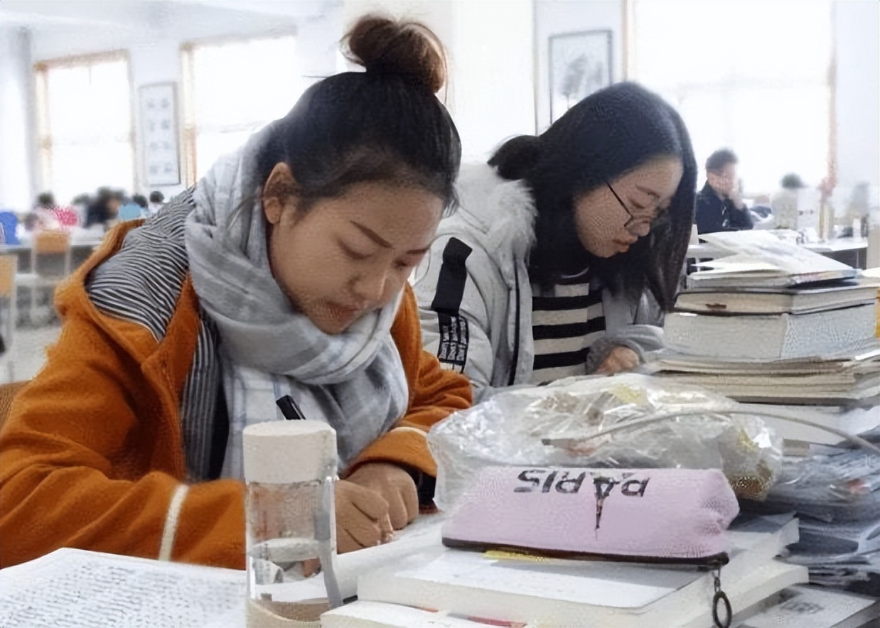 毕业多年才明白，在省内上大学和去省外上大学，区别原来这么大