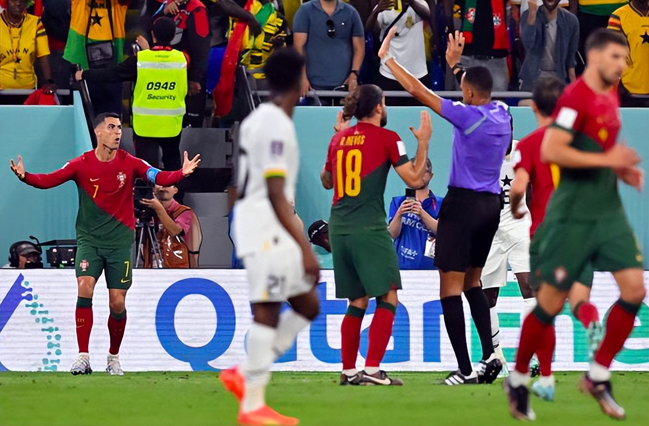 C罗10世界杯进球（无愧传奇！C罗造点+破门 连续5届进球 世界杯纪录诞生 92年第一人）