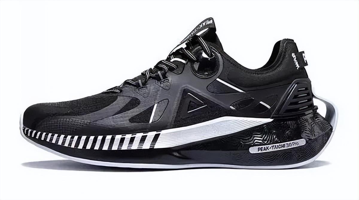 维金斯篮球鞋测评(维金斯1代亮相!