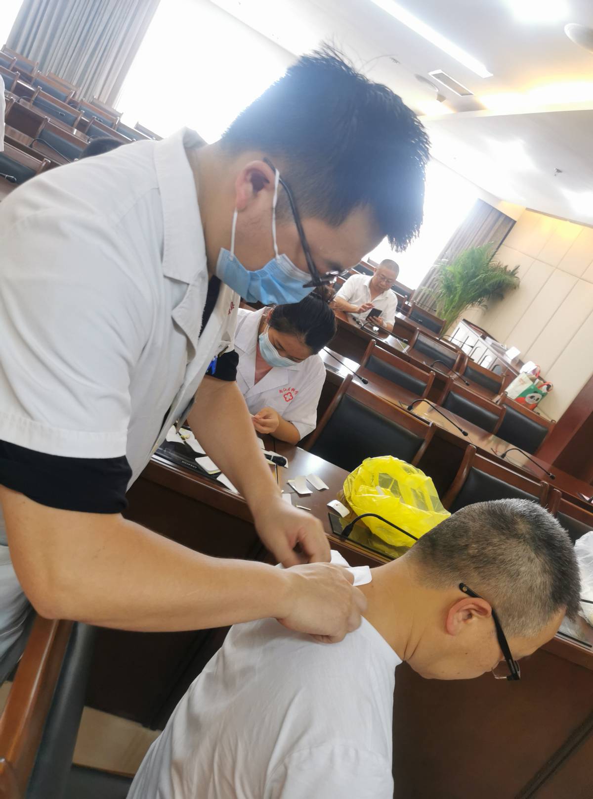 “伏”务零距离——安岳县中医医院“三伏贴”进机关