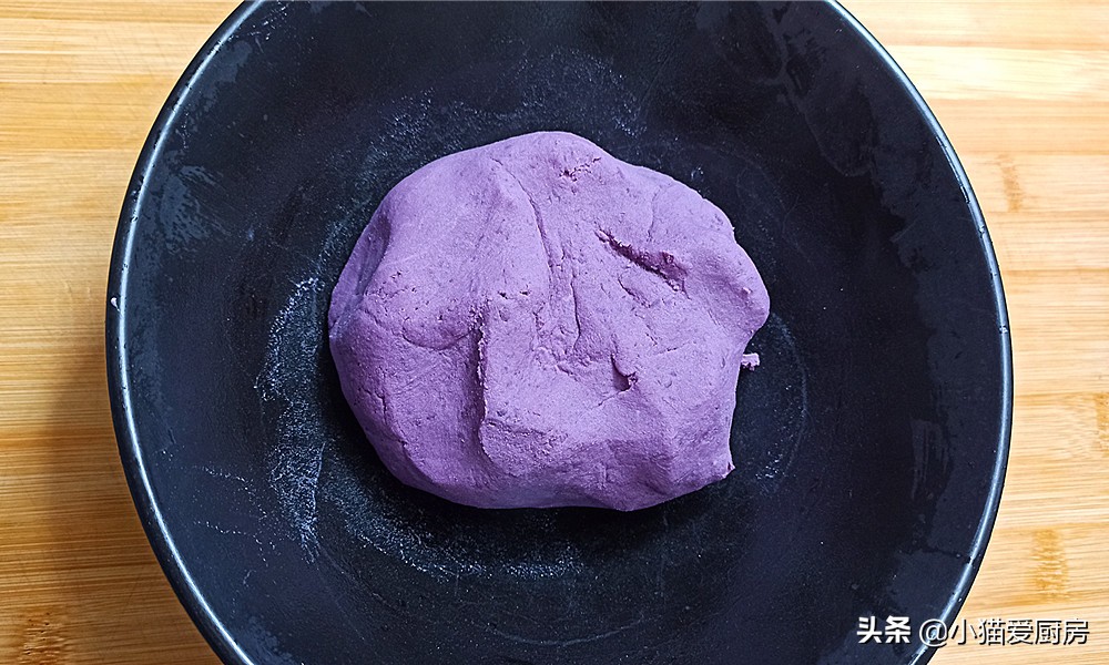图片[7]-【脆皮紫薯卷】做法步骤图 刚出锅我家孩子就抢着吃-起舞食谱网