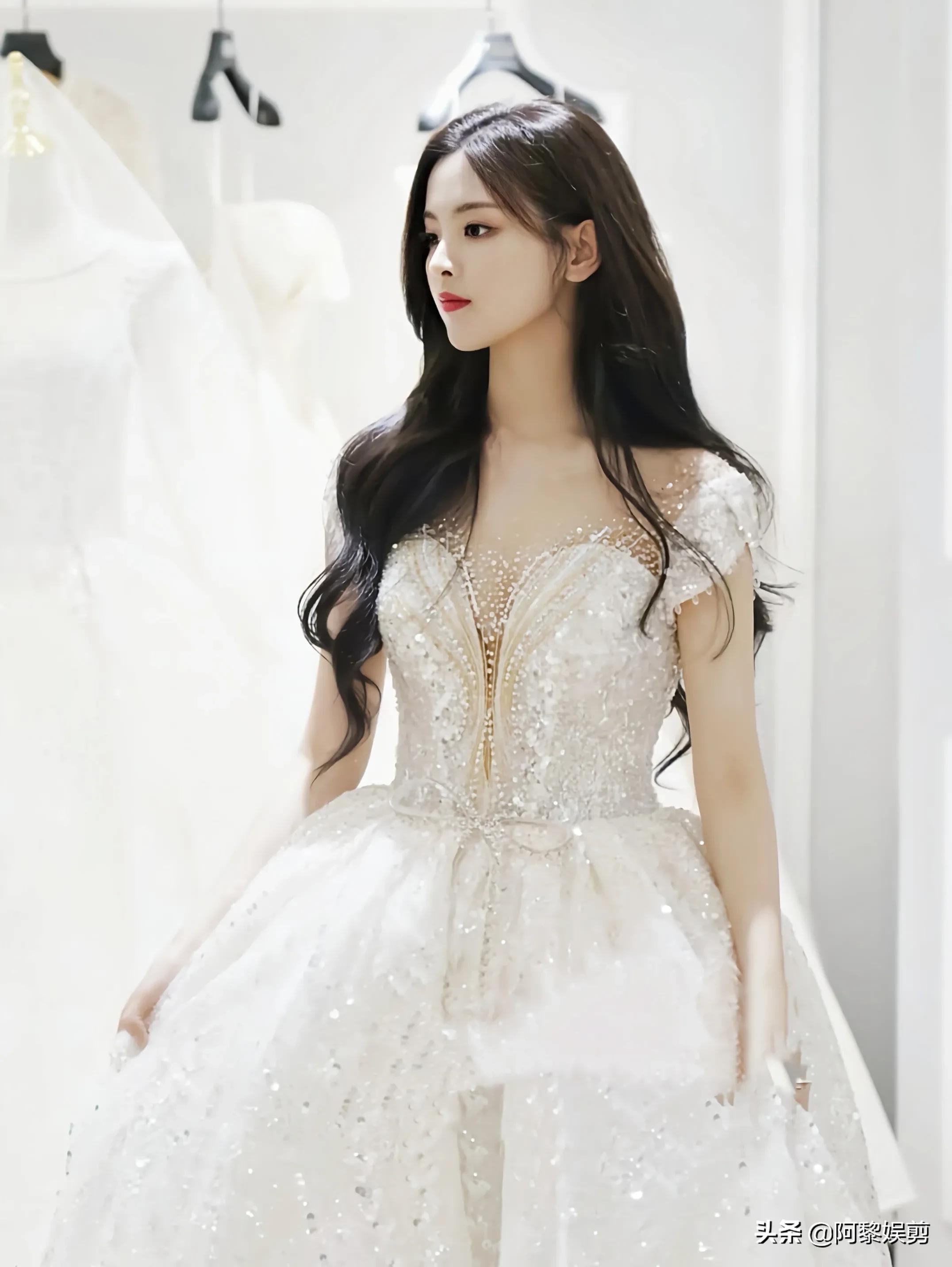 16位女明星婚纱照，哪一位是你最喜欢的？