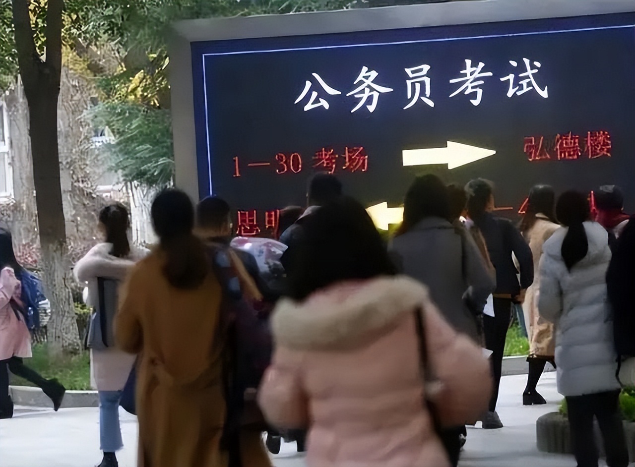 特评丨破解高校毕业生“就业难”，需政策与市场双向发力