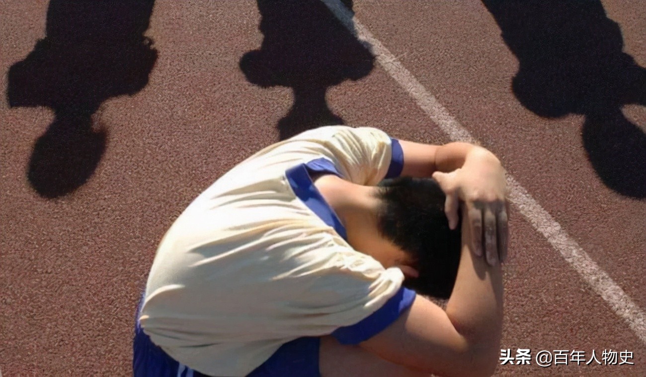 因性别遭受霸凌，15岁生命倒在厕所血泊，“玫瑰少年”不止他一个
