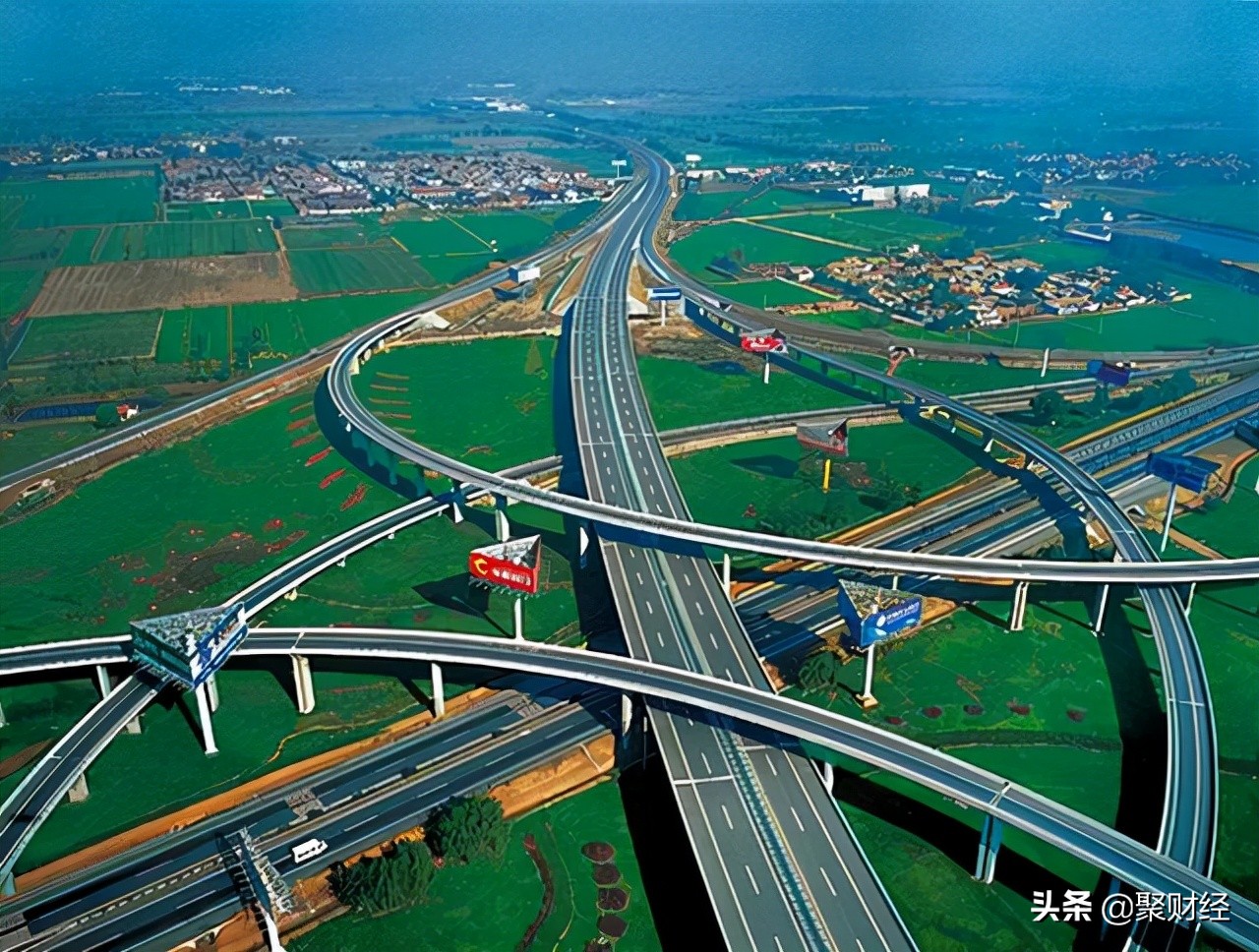 高速公路免费2022年具体时间（高速公路免费2022年具体时间天津）-第7张图片-昕阳网