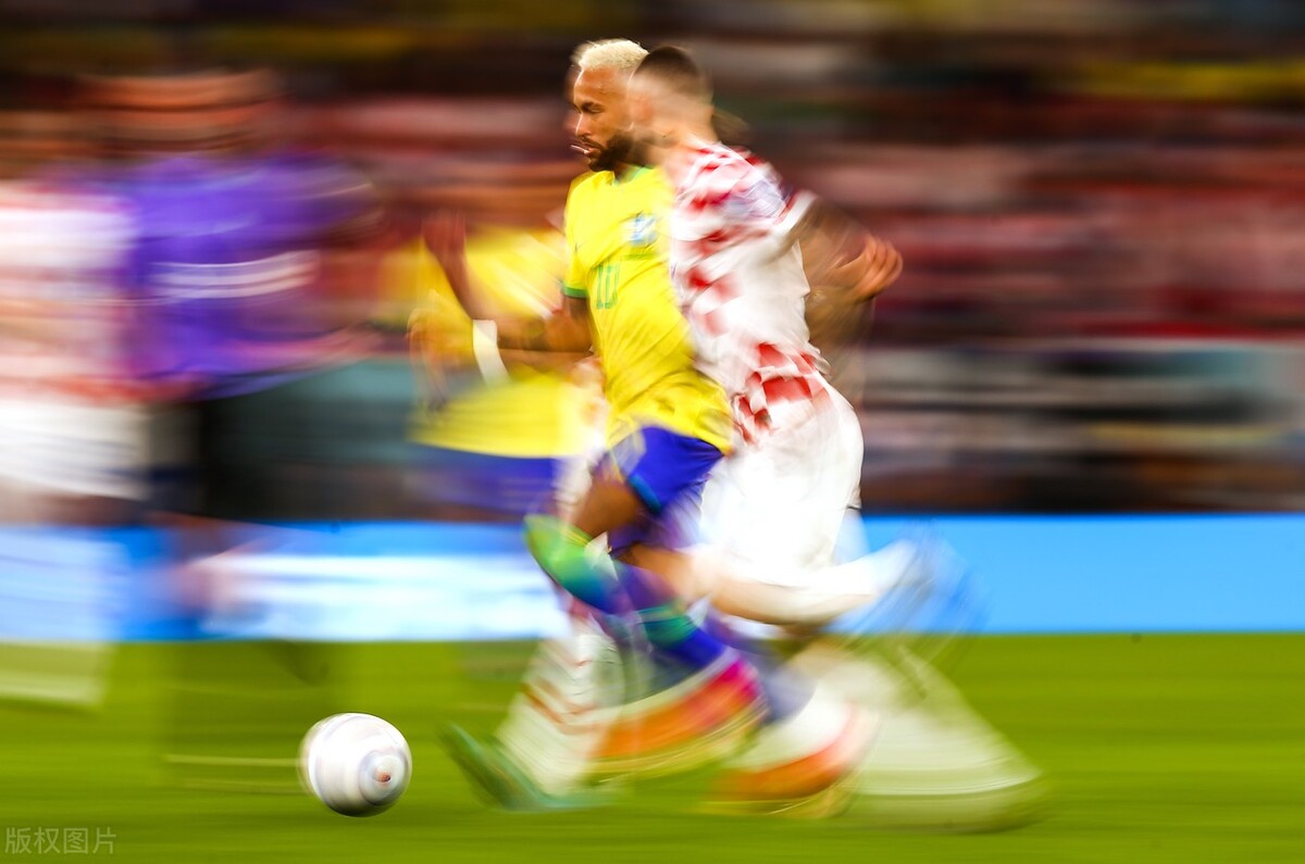 巴西对克罗地亚（世界杯-内马尔加时赛破门追平贝利纪录 巴西点球大战不敌克罗地亚）