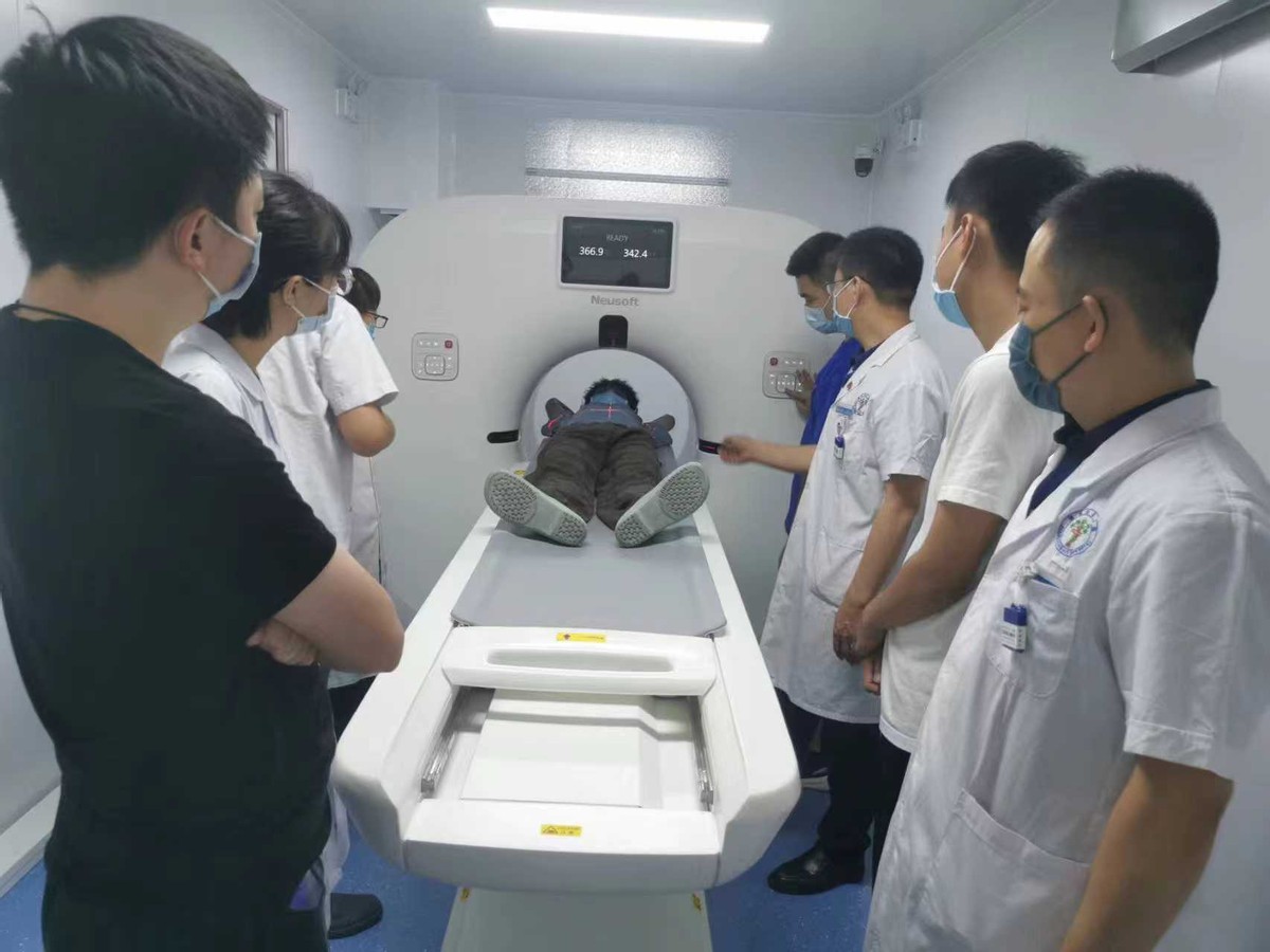 远程5G图像传输系统 CT室新添诊疗“助手”