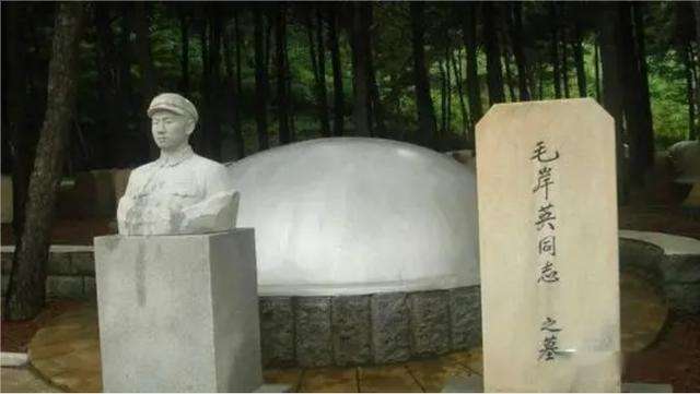 毛主席和刘思齐，八岁见面认干女儿，劝女儿改嫁说：是时候了