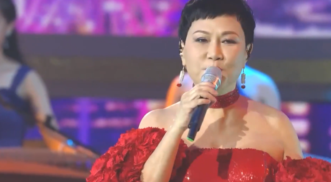 七一晚会15位女星一道风景线：汪明荃牡丹裙华贵，孟庆旸又出圈了