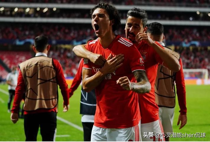 欧冠为什么没有英超(从5-1到2-0！英超9亿豪门四线狂飙，欧冠88亿对决，央视不直播)