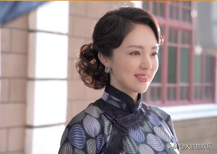 影视剧6位"后妈"天花板,个个漂亮贤惠,对继子女比亲生的还亲